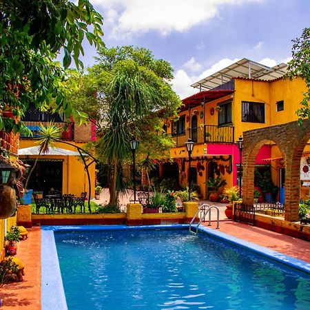 Posada Las Margaritas Tlaquepaque Exteriör bild