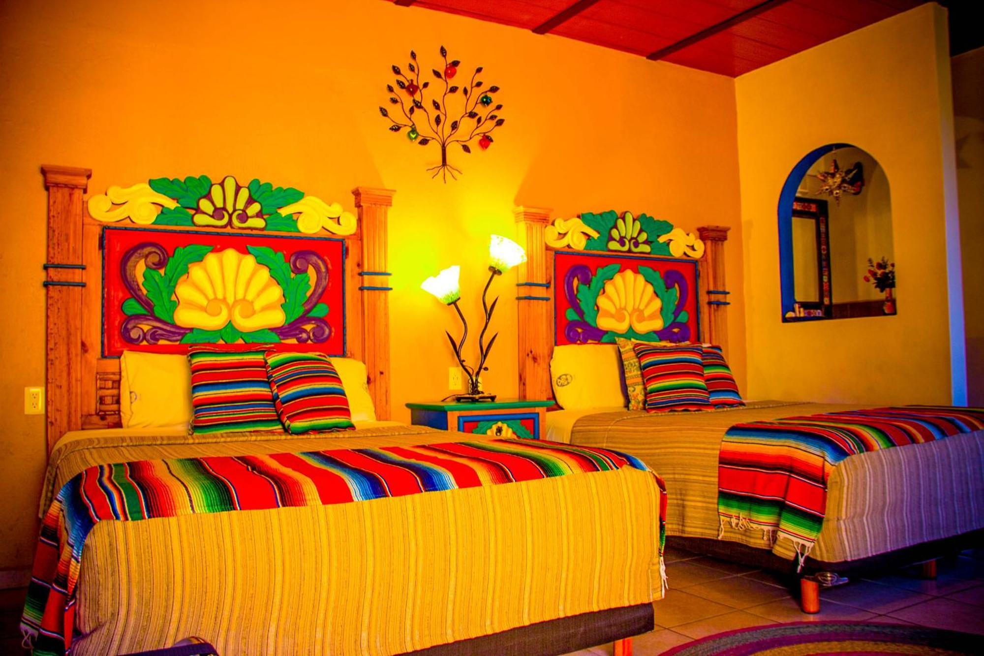 Posada Las Margaritas Tlaquepaque Exteriör bild