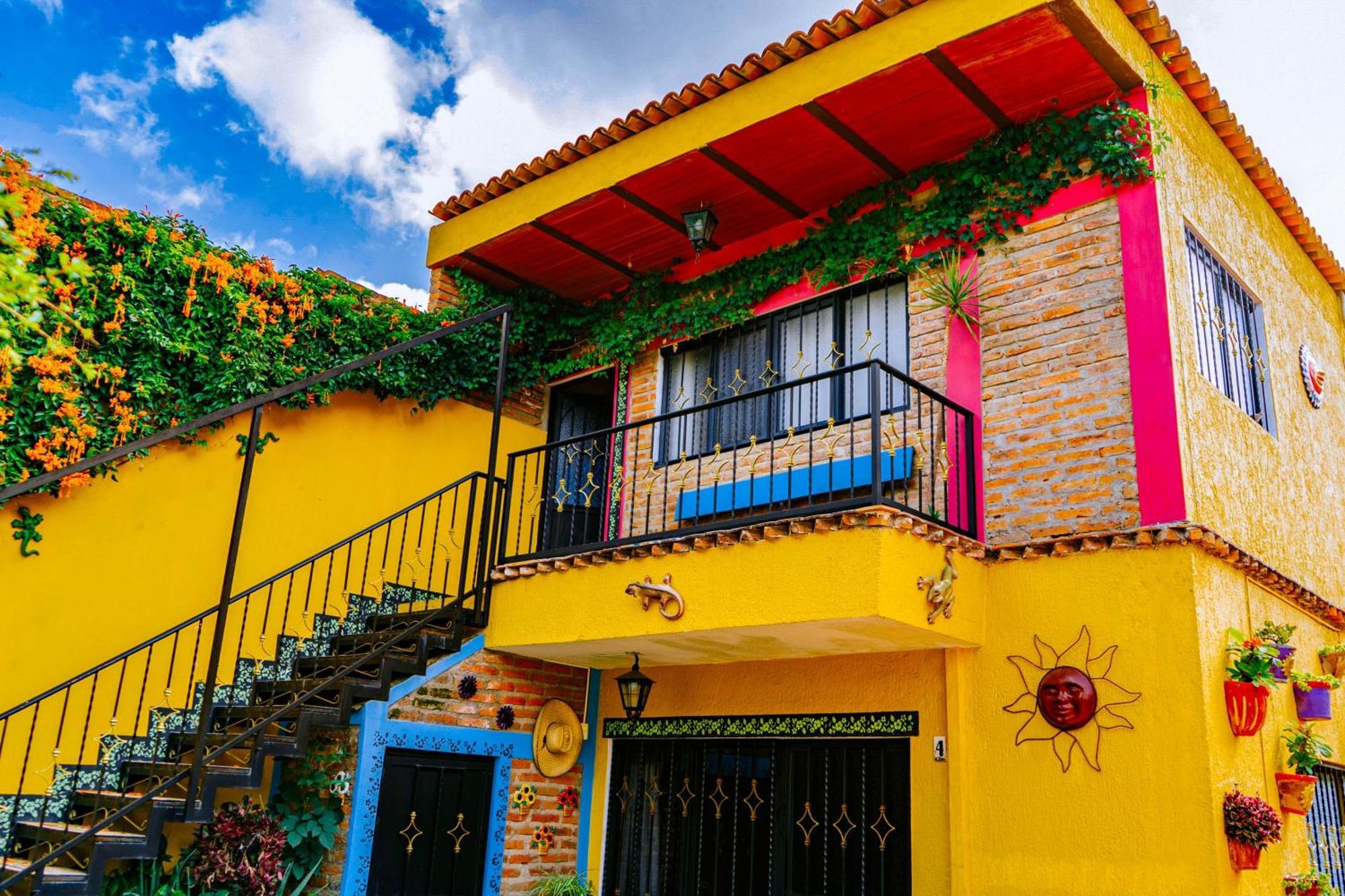 Posada Las Margaritas Tlaquepaque Exteriör bild